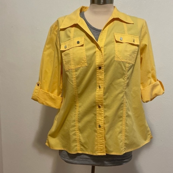 Christopher & Banks Yellow Button Blouse Size Medium - Picture 8 of 14